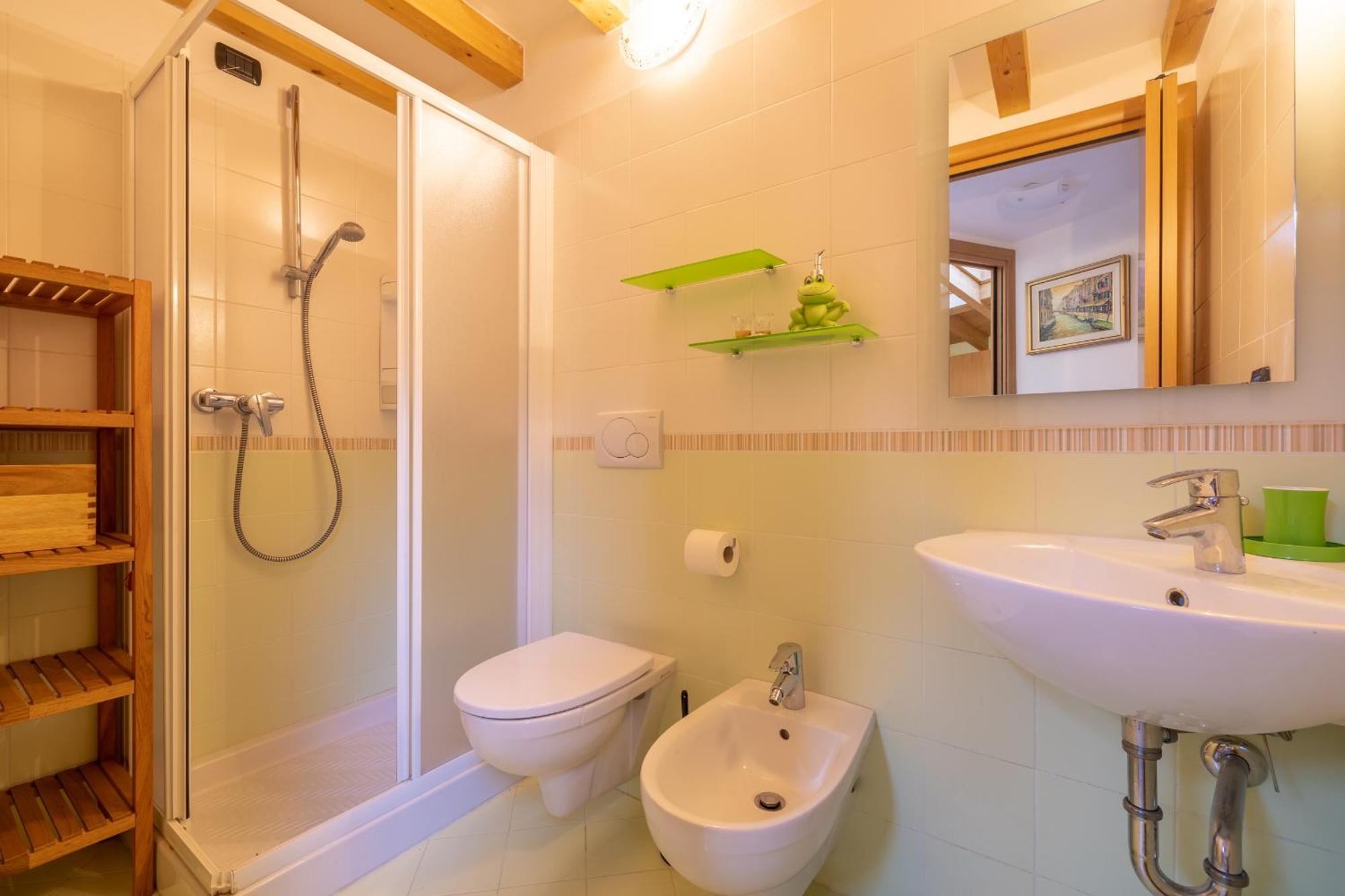Apartment By The Ferry - Μενάτζιο Εξωτερικό φωτογραφία